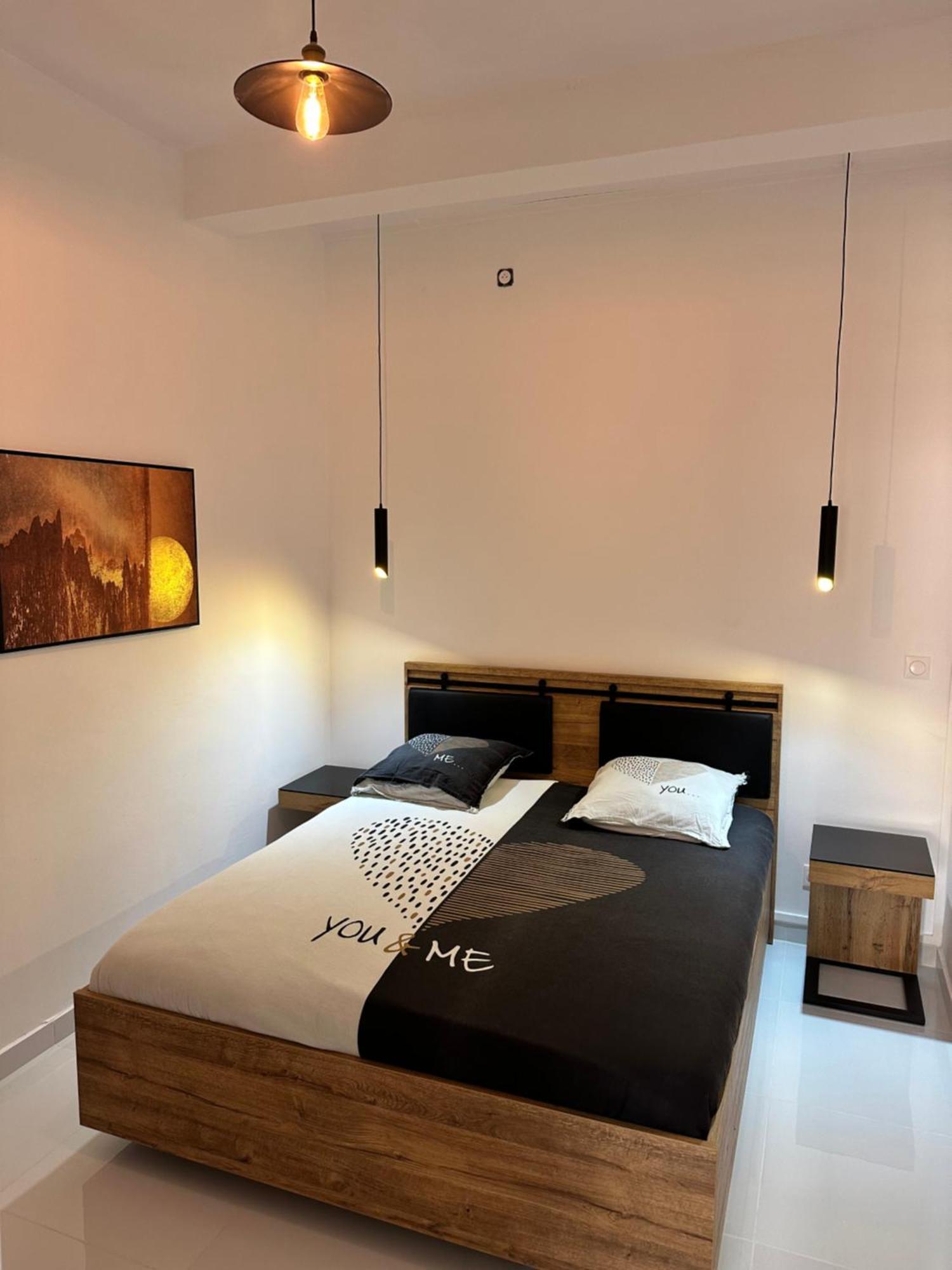 Cyrus Hotel -Housse Coeur De Ville Пуэнт-а-Питр Экстерьер фото
